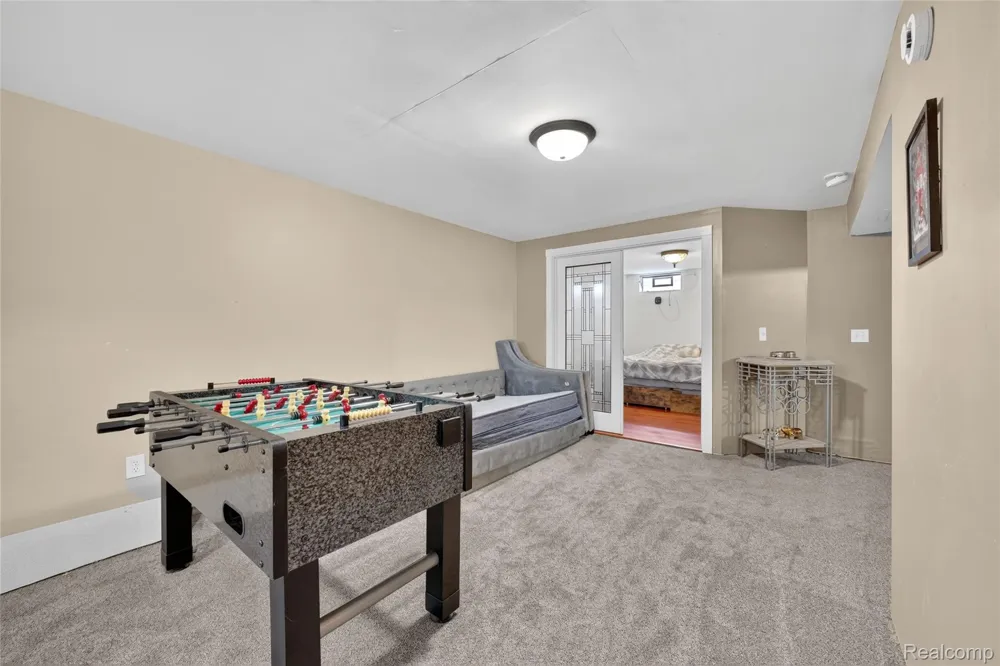 16130 Aspen Hollow Drive Fenton Charter Township, MI 48430