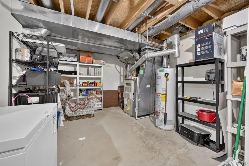 16130 Aspen Hollow Drive Fenton Charter Township, MI 48430