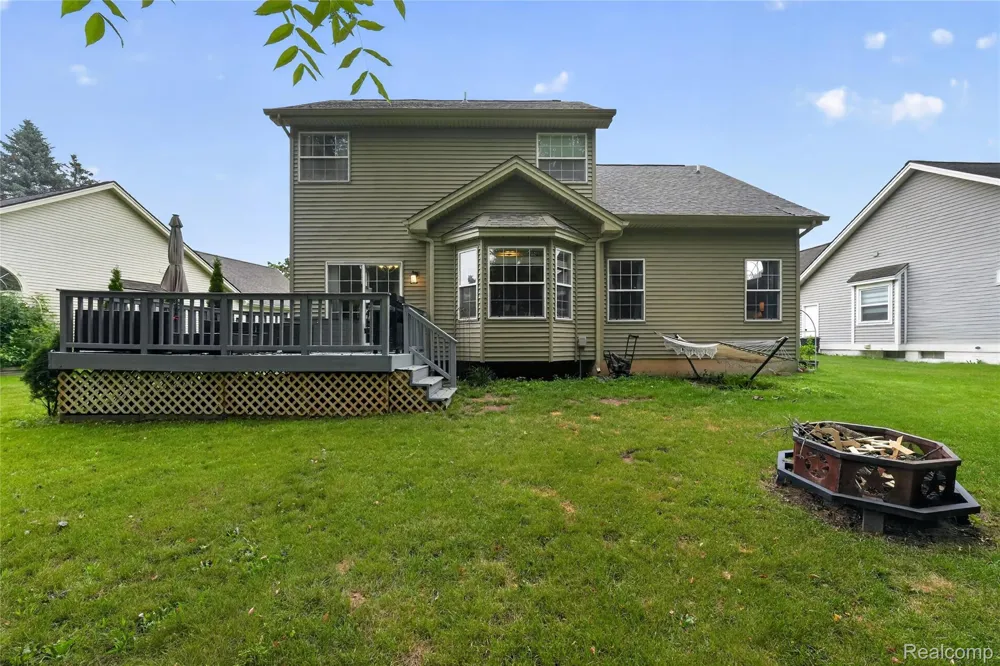 16130 Aspen Hollow Drive Fenton Charter Township, MI 48430