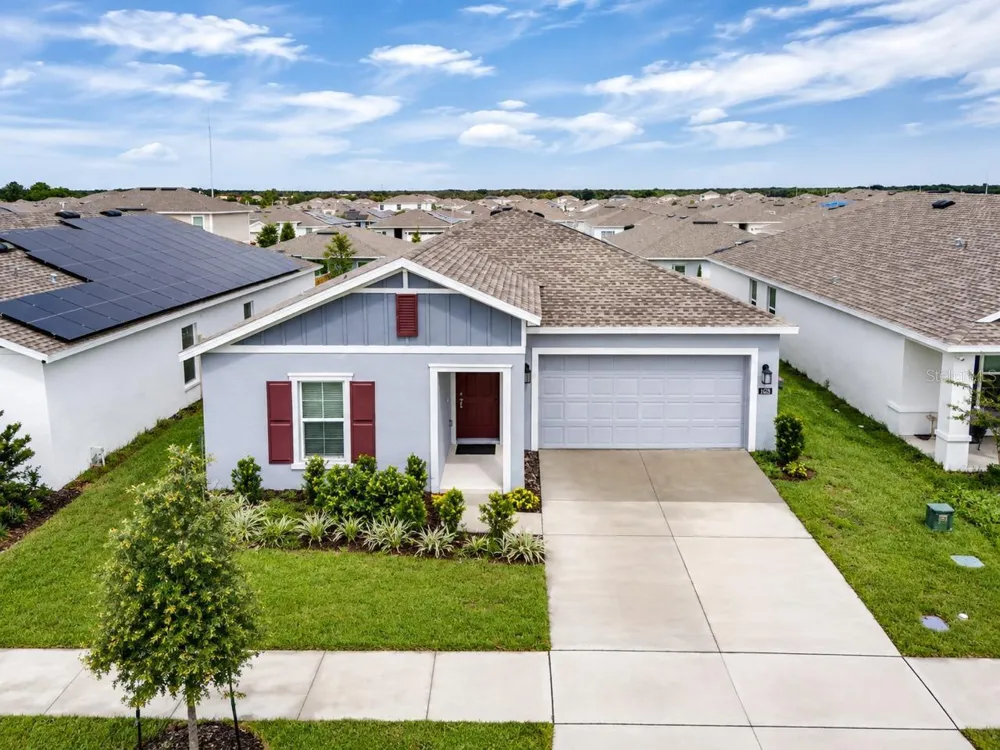 688 SAND PINE LN Haines City, FL 33844