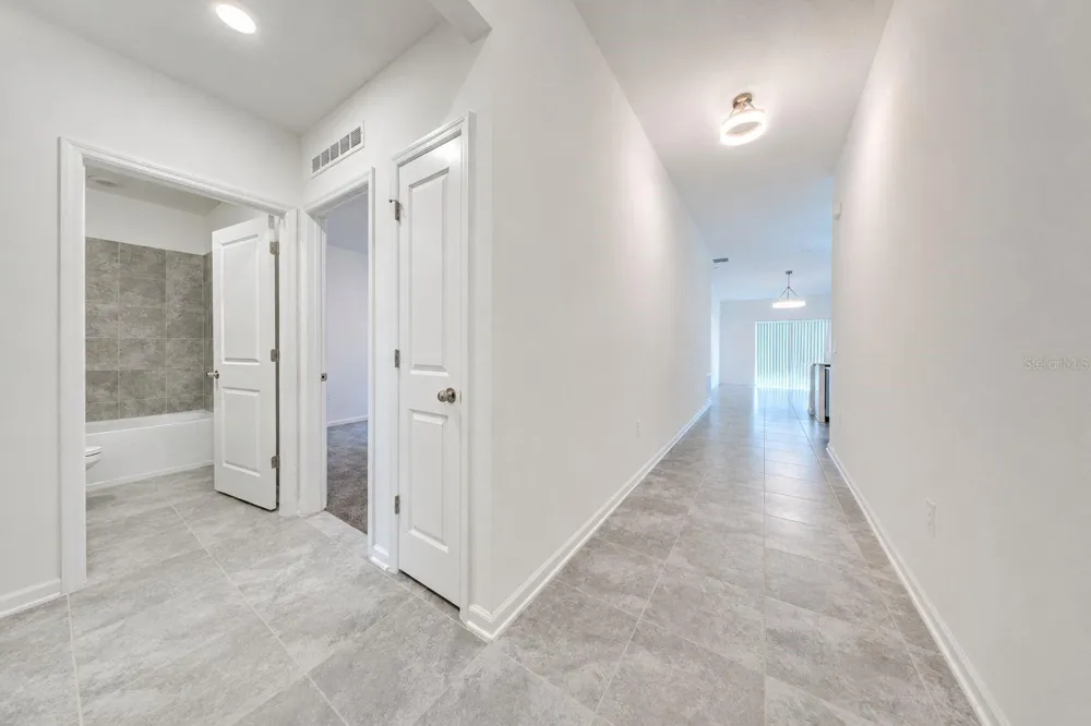 688 SAND PINE LN Haines City, FL 33844
