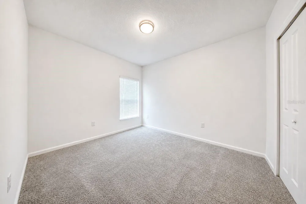 688 SAND PINE LN Haines City, FL 33844