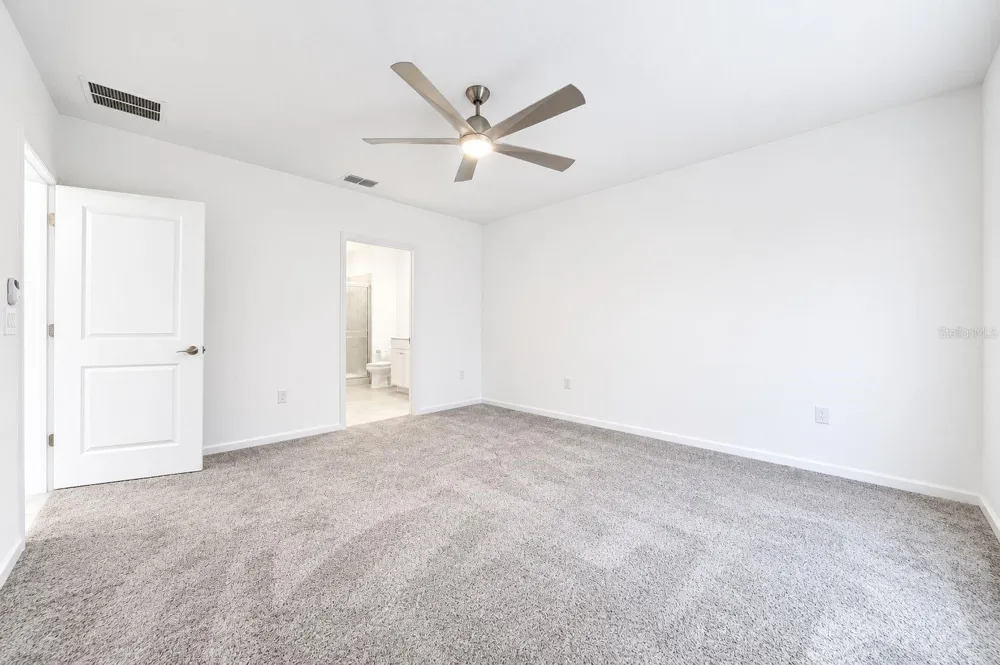 688 SAND PINE LN Haines City, FL 33844