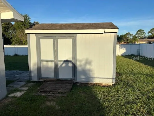 13233 GRAND TERRACE DRIVE Grand Island, FL 32735