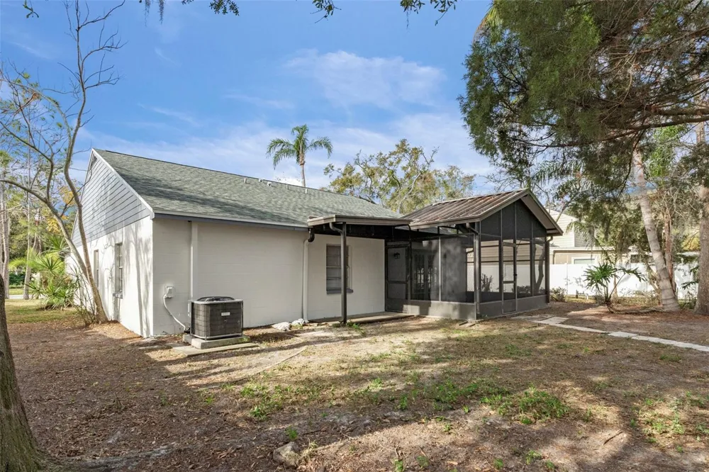 1628 BAKER ROAD Lutz, FL 33559