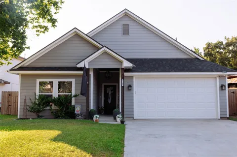 3305 Judythe Court