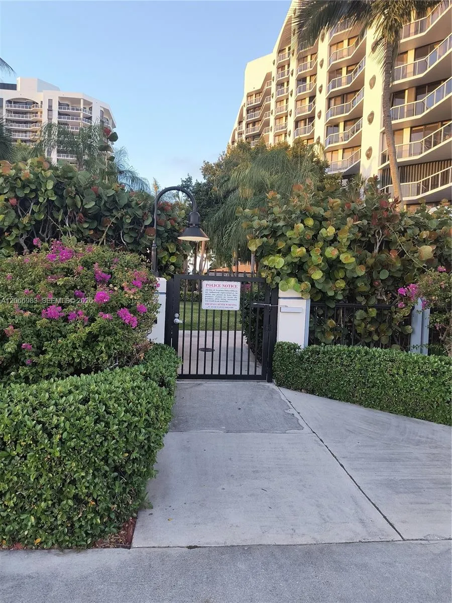 3610 Yacht Club Dr #514 Aventura, FL 33180