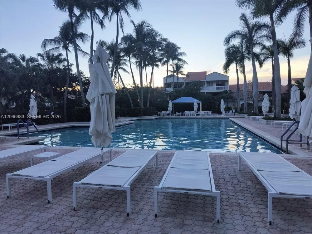 3610 Yacht Club Dr #514 Aventura, FL 33180
