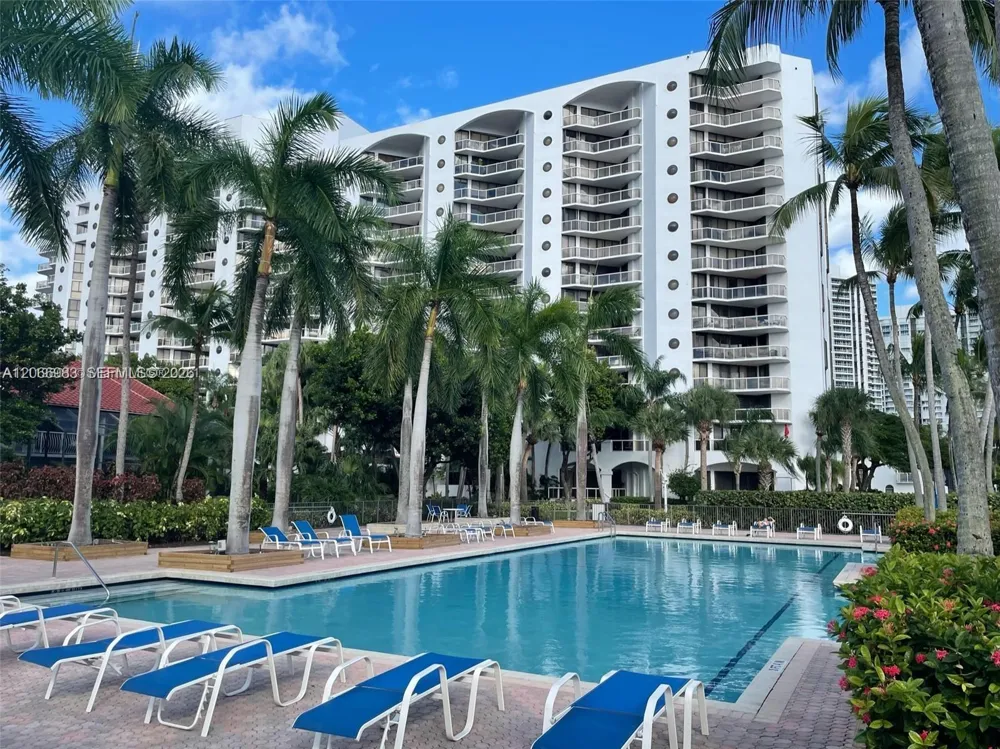 3610 Yacht Club Dr #514 Aventura, FL 33180