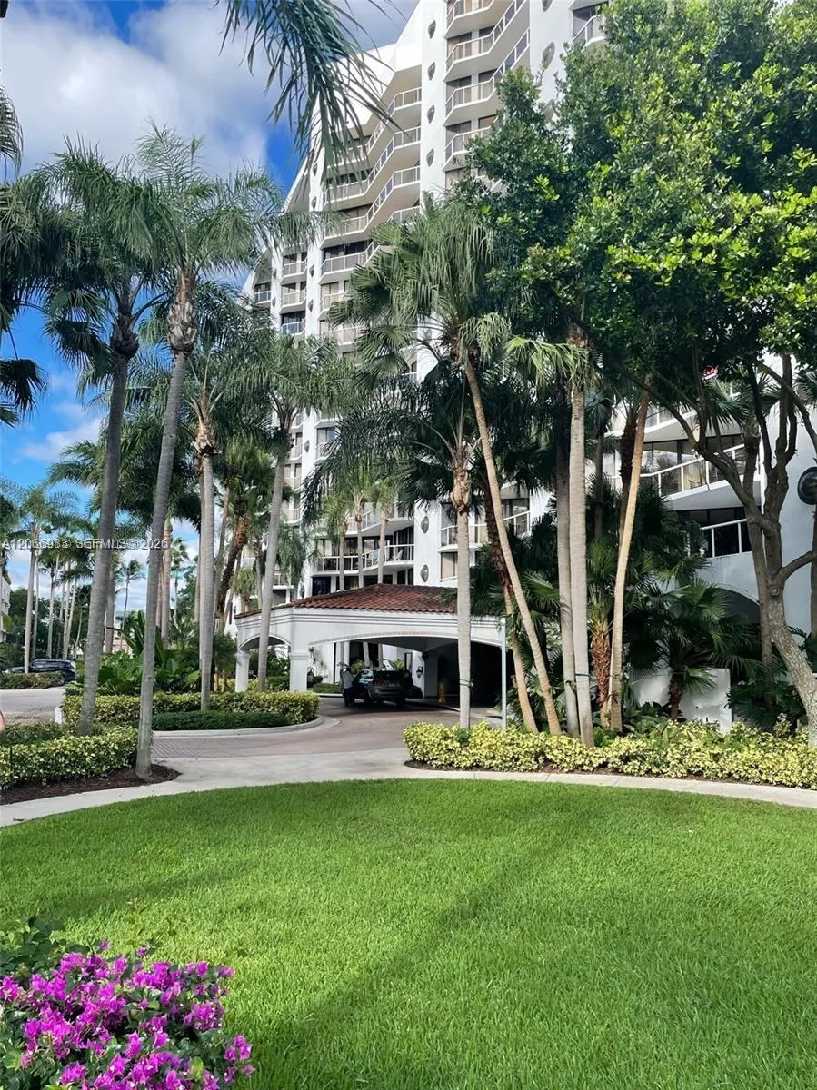3610 Yacht Club Dr #514 Aventura, FL 33180