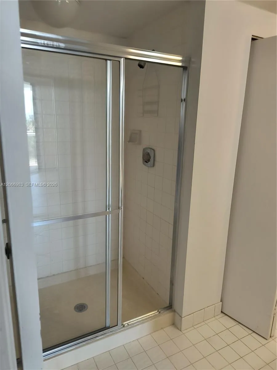 3610 Yacht Club Dr #514 Aventura, FL 33180
