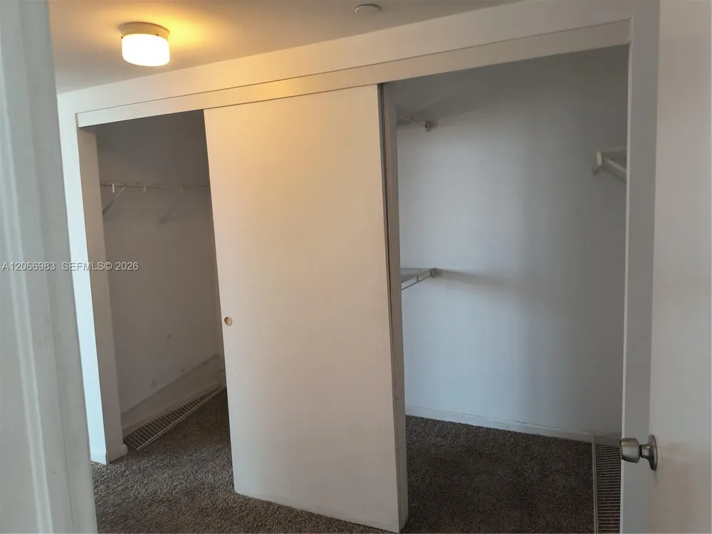 3610 Yacht Club Dr #514 Aventura, FL 33180