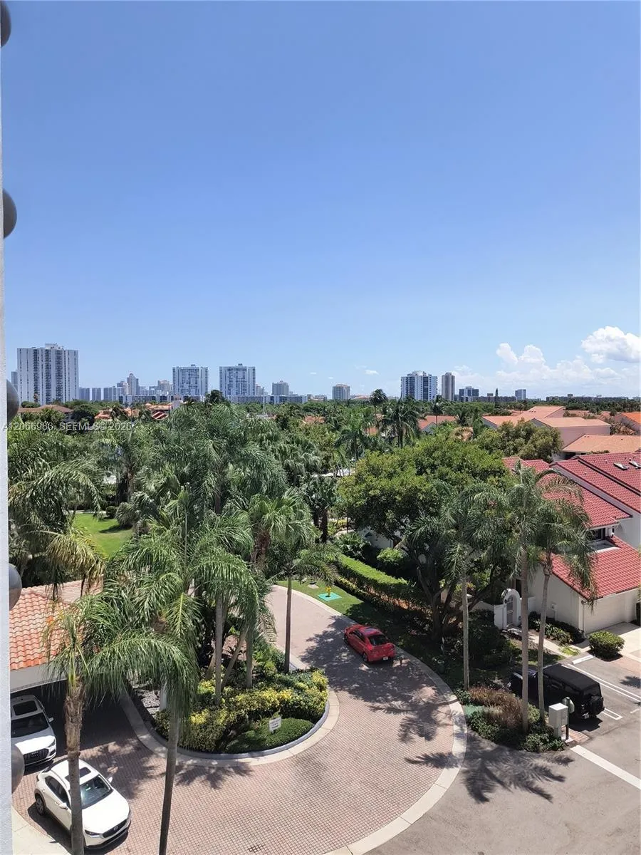 3610 Yacht Club Dr #514 Aventura, FL 33180