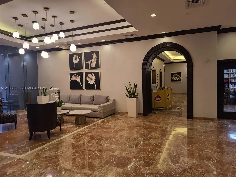 3610 Yacht Club Dr #514 Aventura, FL 33180
