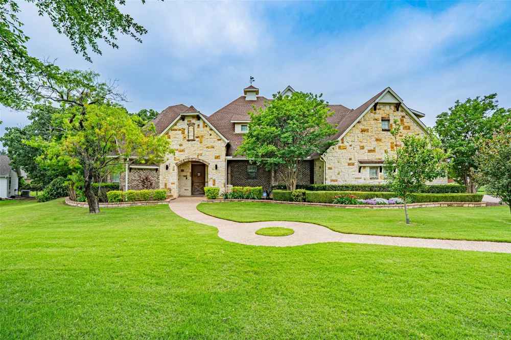 710 Corsica Court Argyle, TX 76226