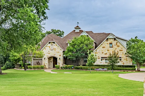 710 Corsica Court