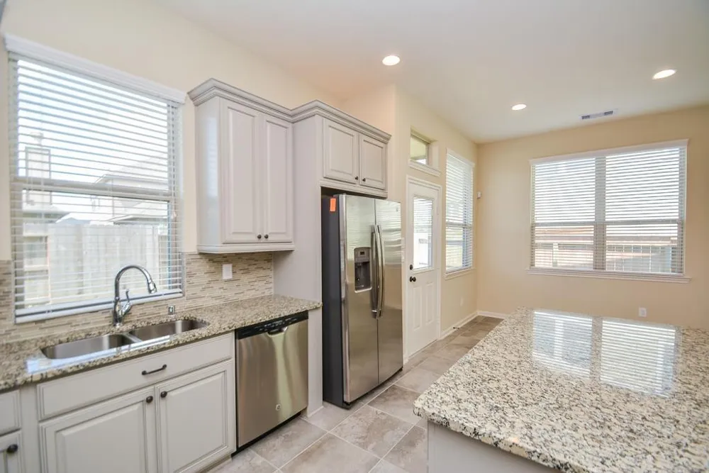 12239 Stellano Richmond, TX 77406