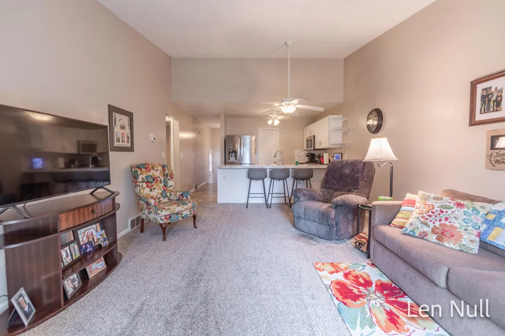 2742 Stonebluff Drive SW Wyoming, MI 49519