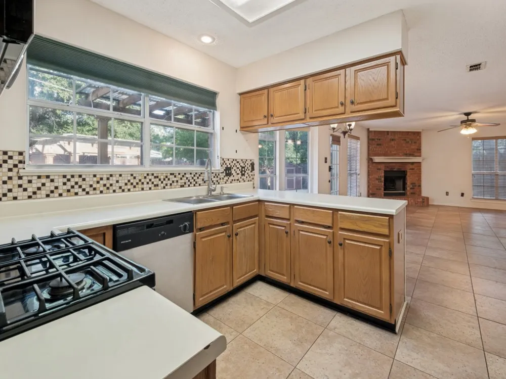 606 Berkley Drive Grapevine, TX 76051