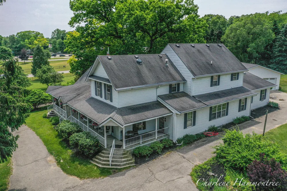 9111 Summit Avenue NE Rockford, MI 49341