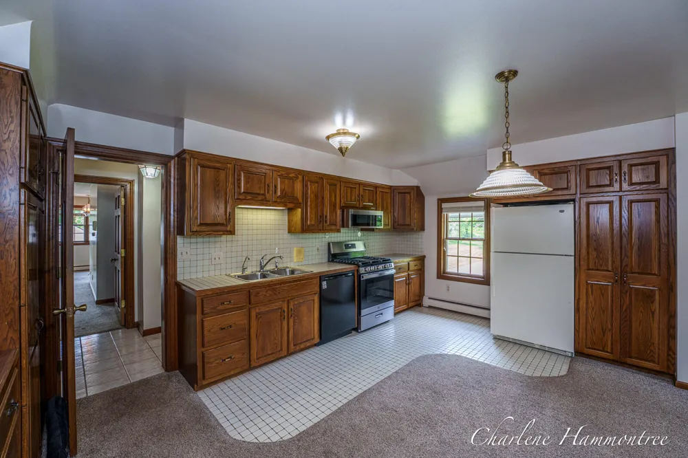 9111 Summit Avenue NE Rockford, MI 49341