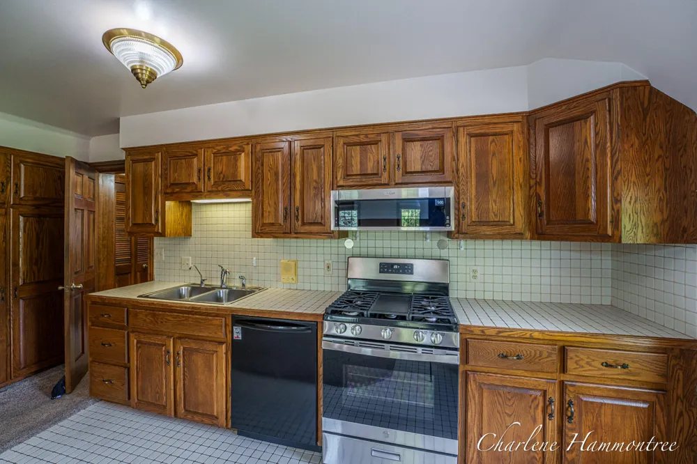 9111 Summit Avenue NE Rockford, MI 49341