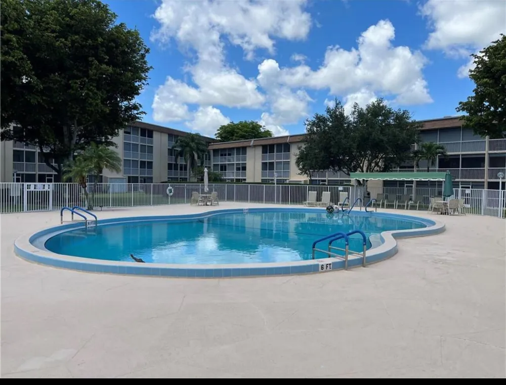 400 VILLAGE GREEN CIRCLE W #205 Palm Springs, FL 33461