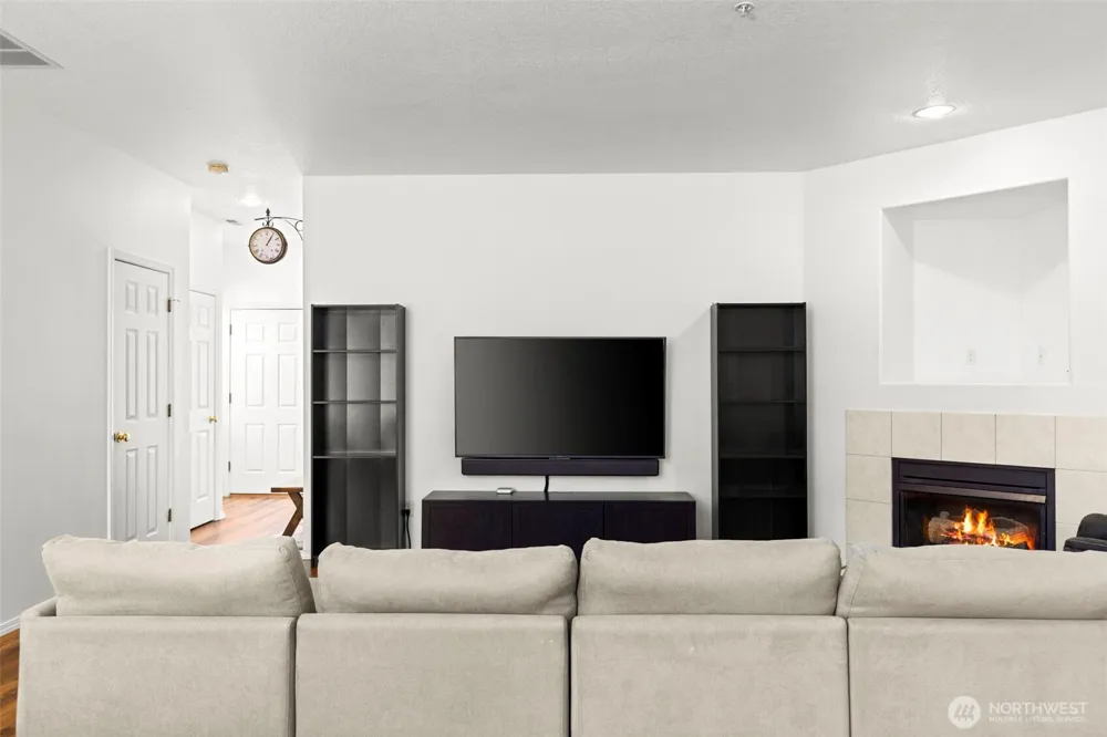 3418 NW 30th Circle Camas, WA 98607