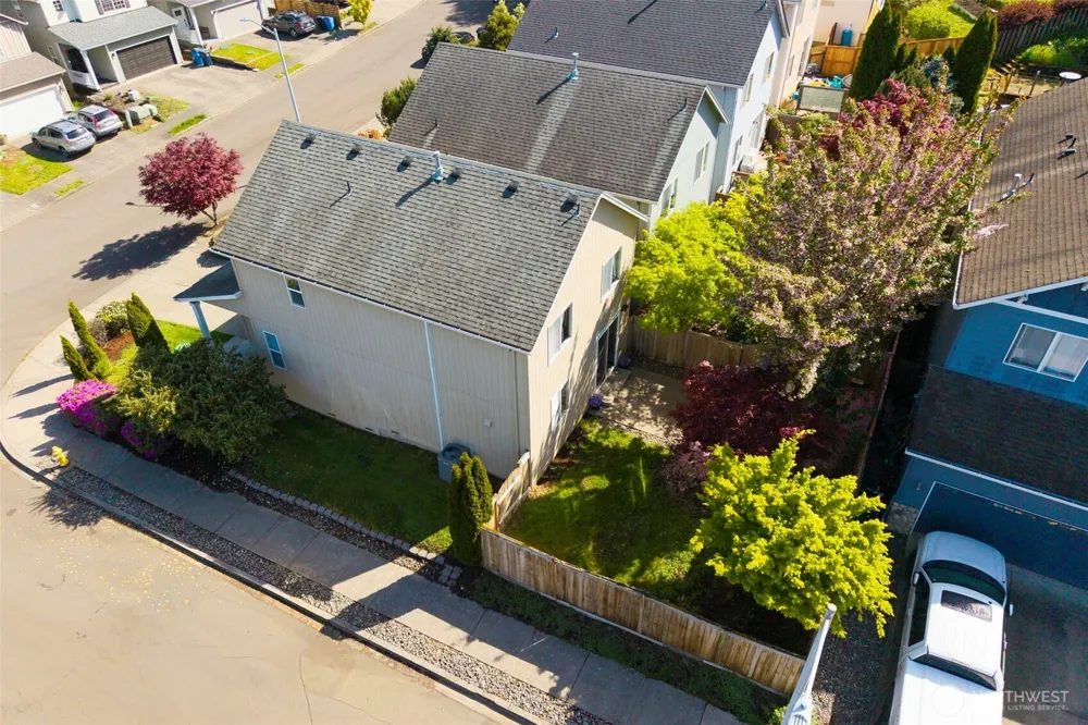 3418 NW 30th Circle Camas, WA 98607