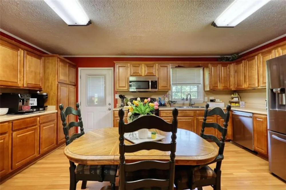 12621 Highway 142 Oxford, GA 30054
