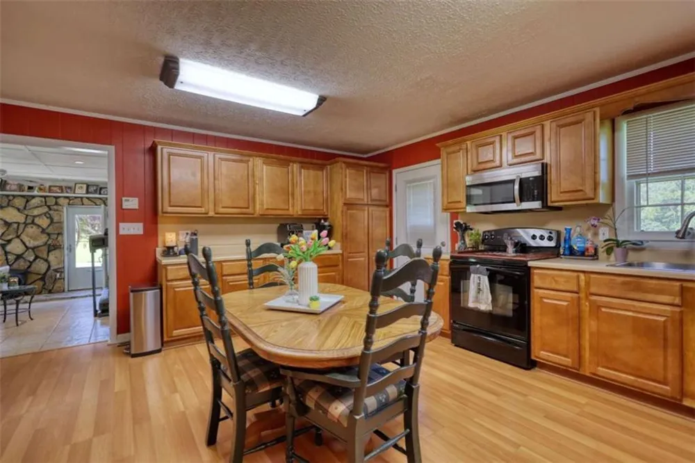 12621 Highway 142 Oxford, GA 30054