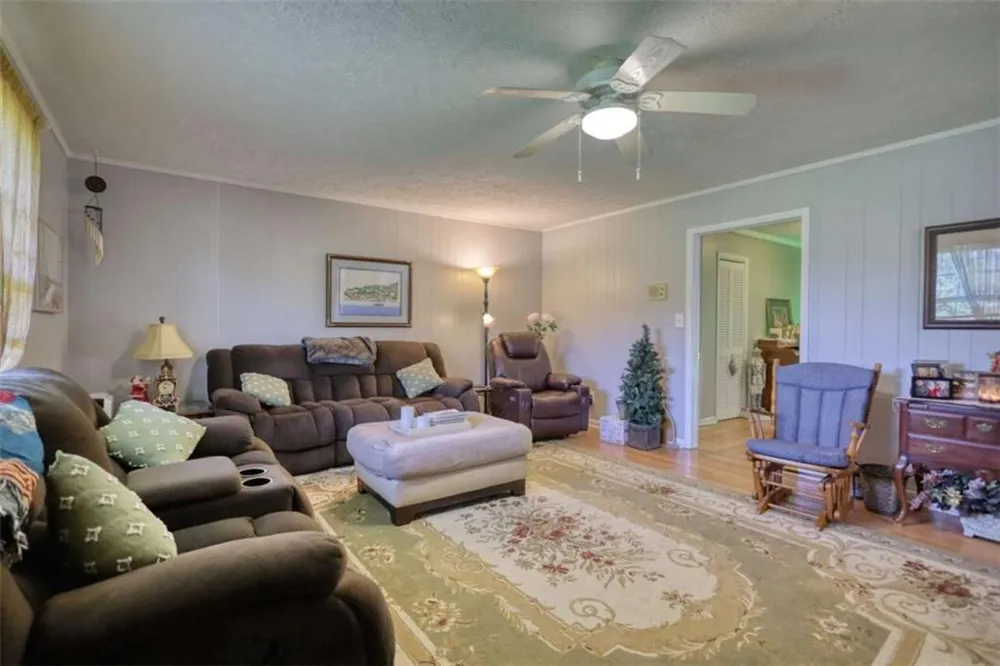 12621 Highway 142 Oxford, GA 30054