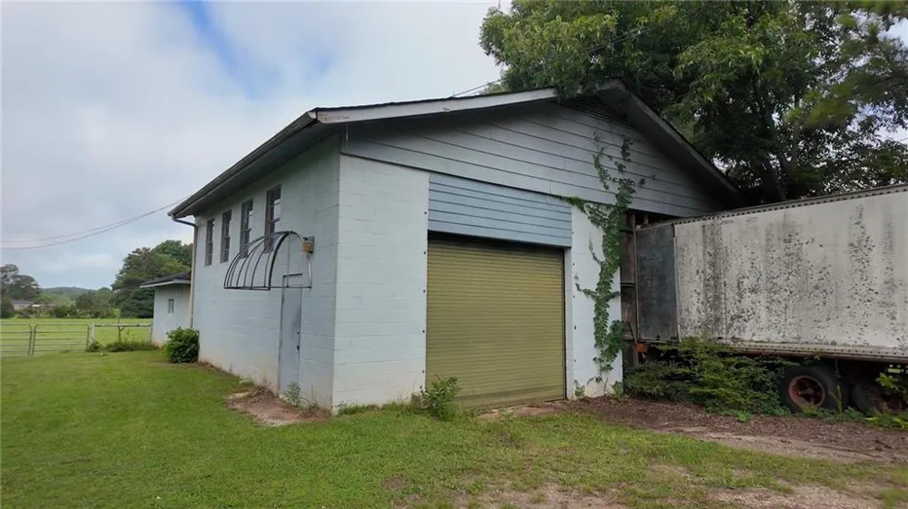 12621 Highway 142 Oxford, GA 30054