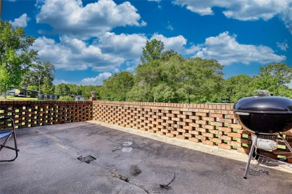 12621 Highway 142 Oxford, GA 30054