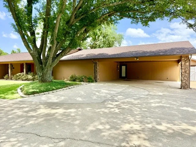 1608 FM 1616 Athens, TX 75751