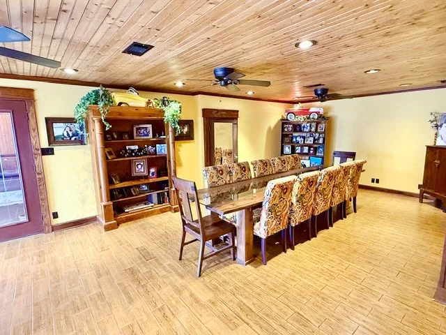 1608 FM 1616 Athens, TX 75751