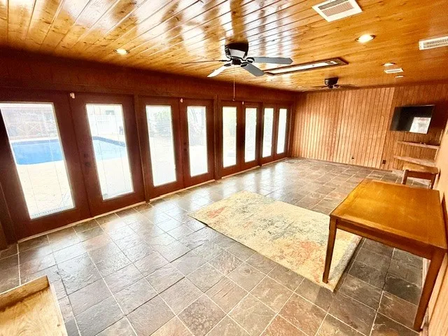1608 FM 1616 Athens, TX 75751
