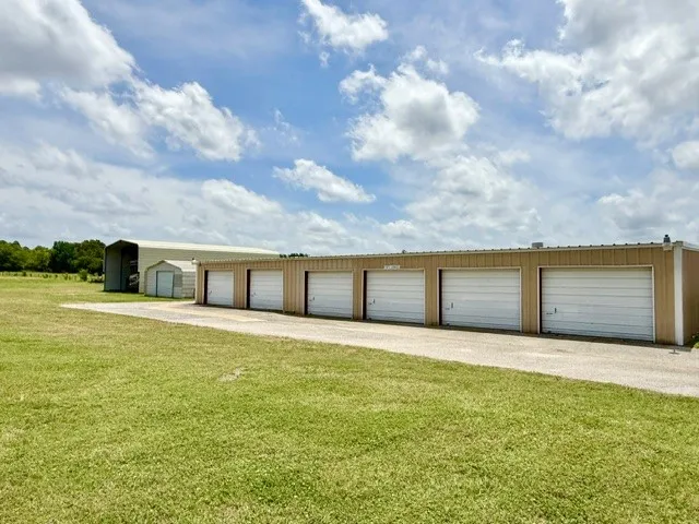 1608 FM 1616 Athens, TX 75751