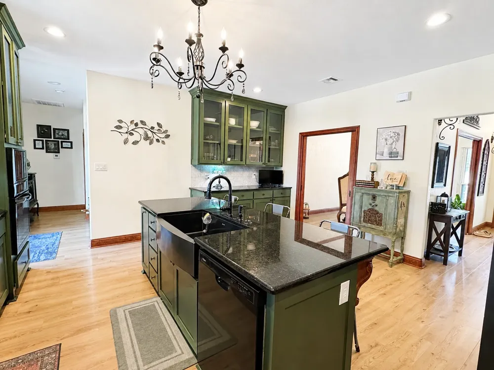 194 County Road 3551 Paradise, TX 76073