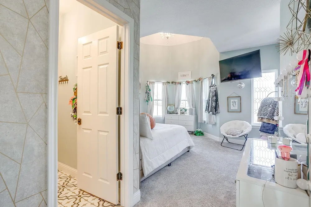 194 County Road 3551 Paradise, TX 76073