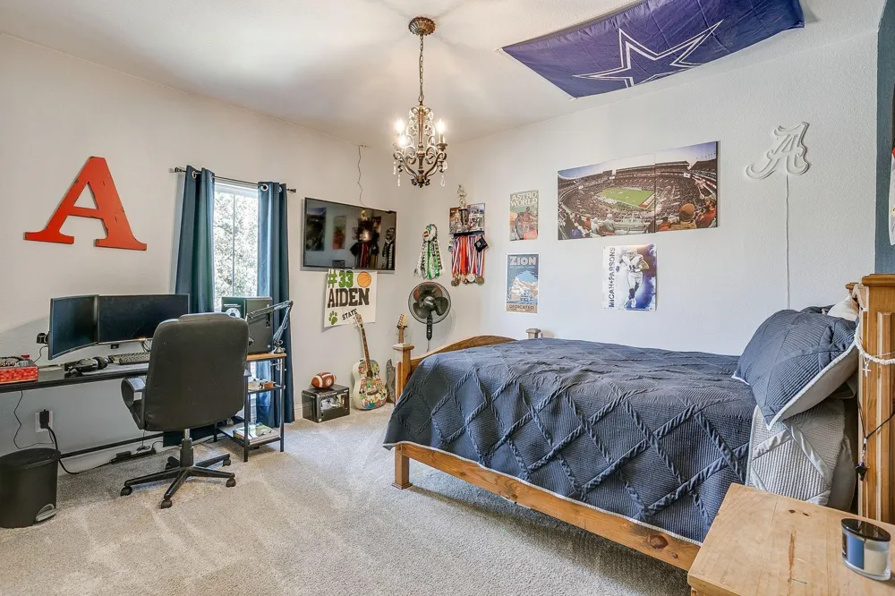 194 County Road 3551 Paradise, TX 76073