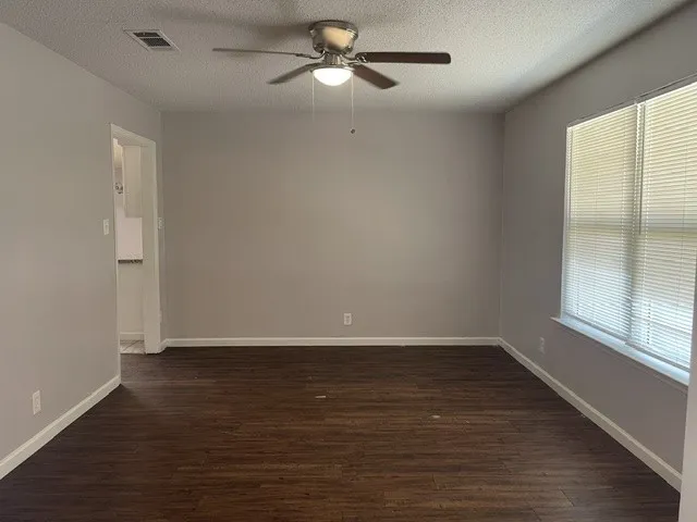 2232 Shady Brook Drive Bedford, TX 76021