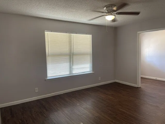 2232 Shady Brook Drive Bedford, TX 76021