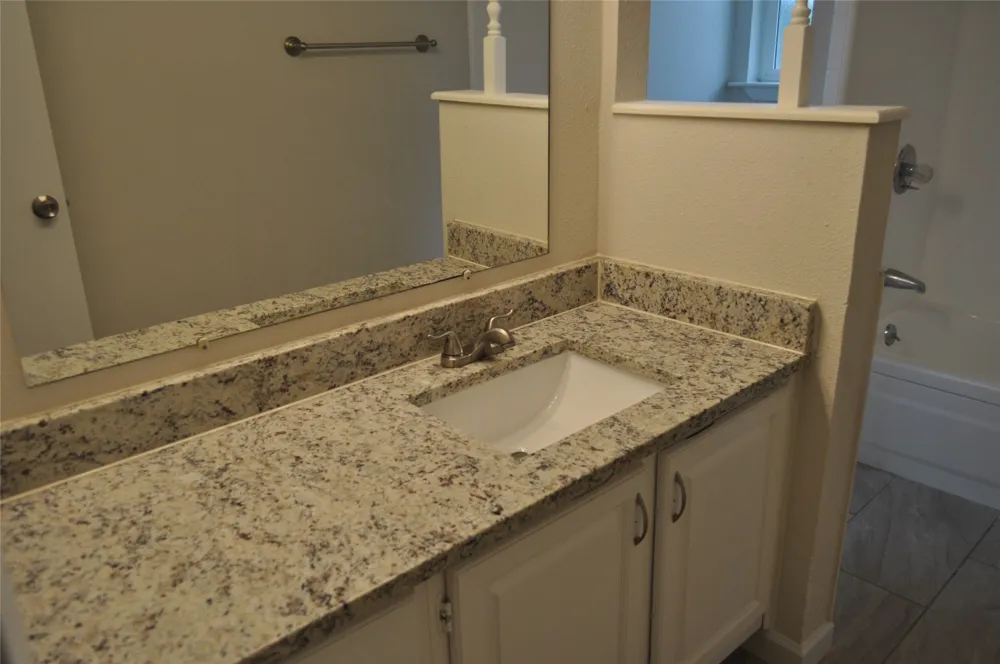 2232 Shady Brook Drive Bedford, TX 76021