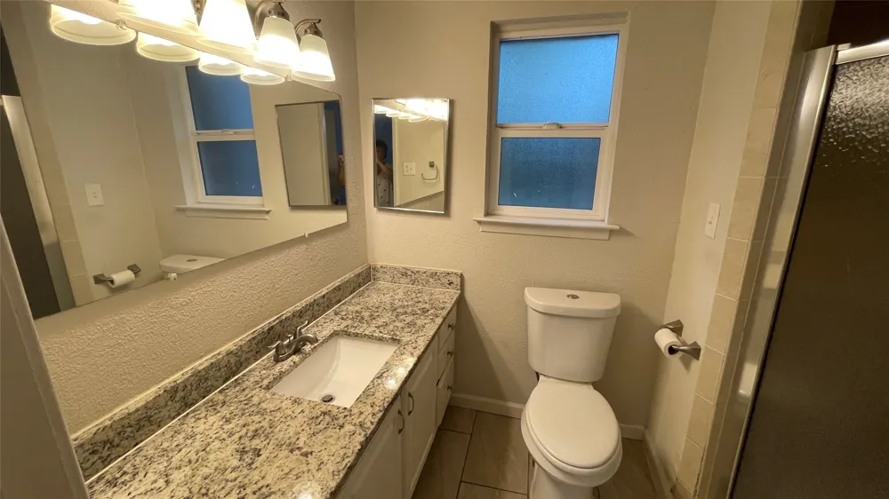 2232 Shady Brook Drive Bedford, TX 76021