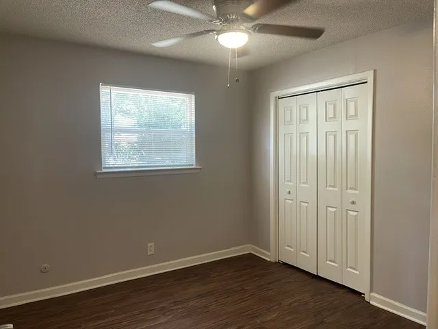 2232 Shady Brook Drive Bedford, TX 76021