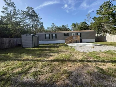 173 E Lafavre Lane