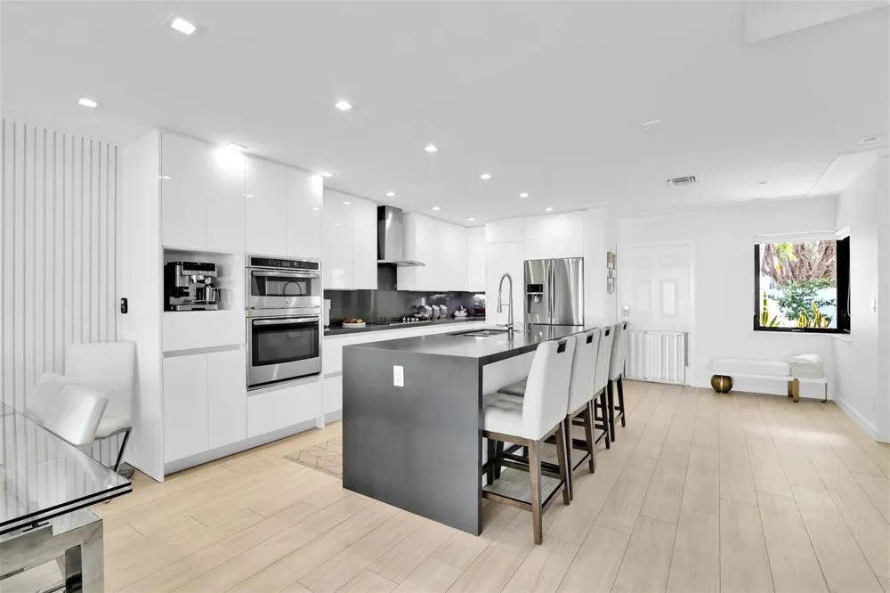 1035 Boca Cove Lane Highland Beach, FL 33487
