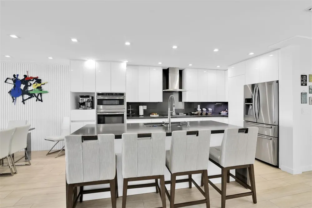 1035 Boca Cove Lane Highland Beach, FL 33487