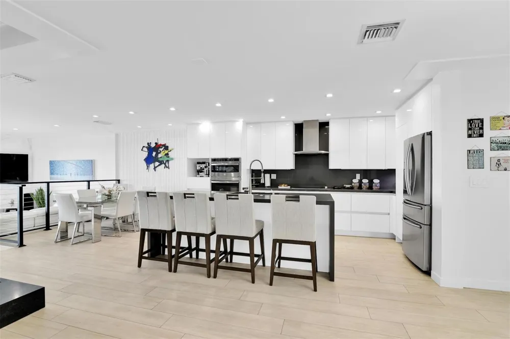 1035 Boca Cove Lane Highland Beach, FL 33487